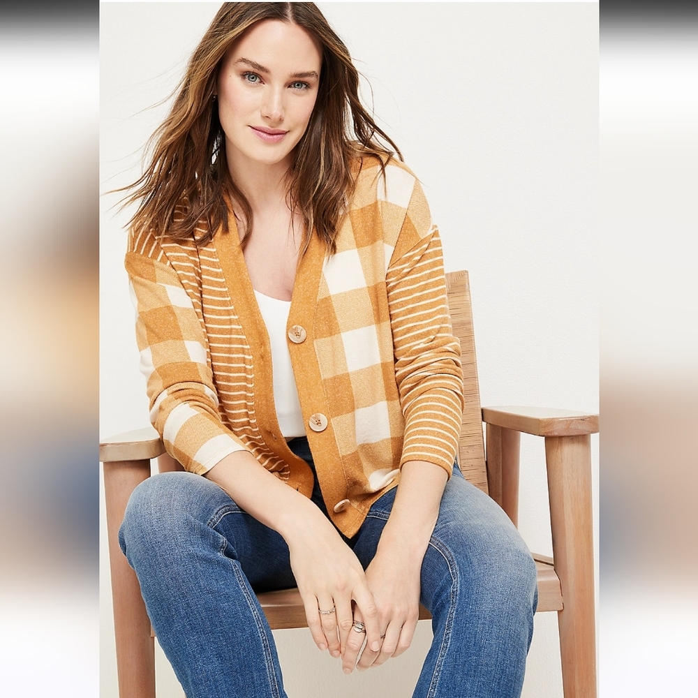 Soft Mixed Pattern Cardigan - Picture 3 of 10